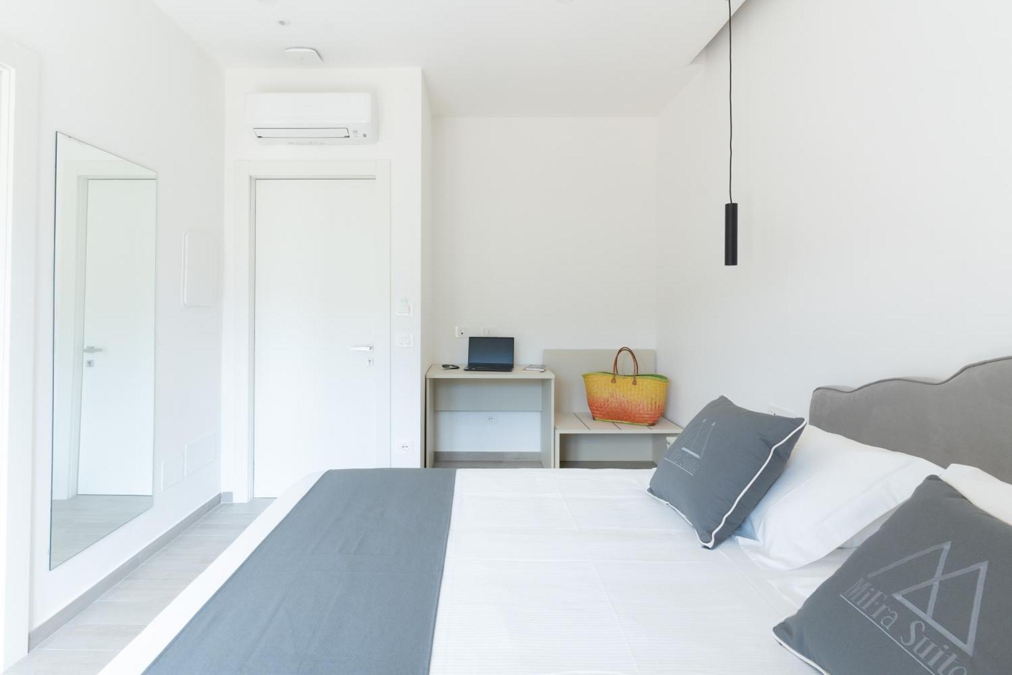 Mifra Suites Sorrento Exterior photo